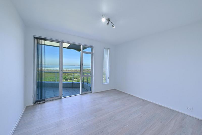 3 Bedroom Property for Sale in Dolphin Beach Western Cape